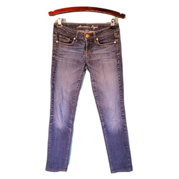 American Eagle Low Rise Medium Wash Skinny Jeans sz 2 - Picture 1 of 9